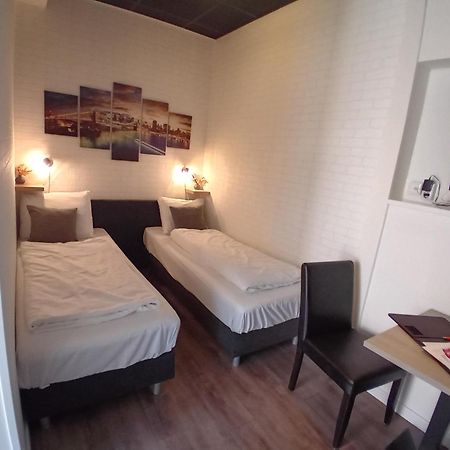 Bed and Breakfast De Vier Linden Vierlingsbeek Esterno foto