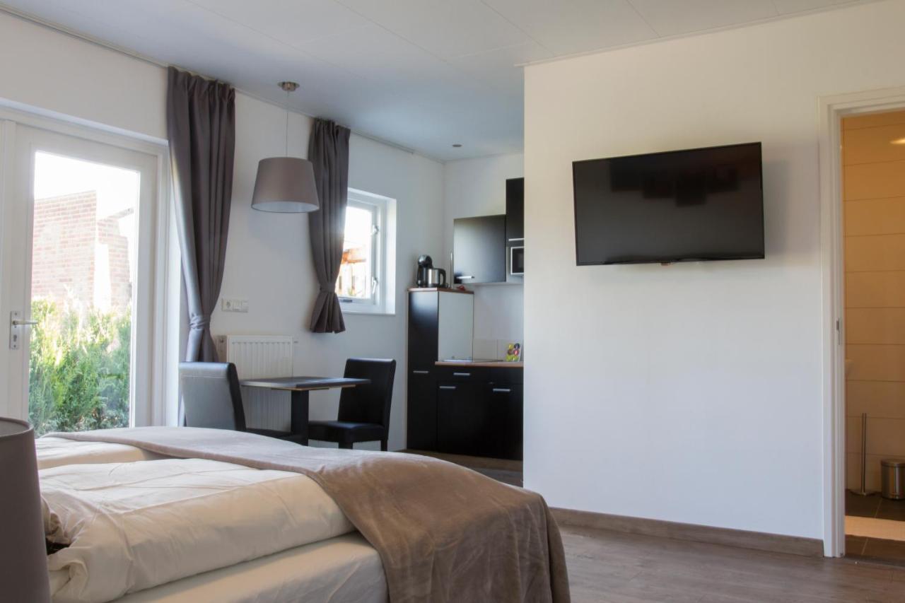 Bed and Breakfast De Vier Linden Vierlingsbeek Esterno foto
