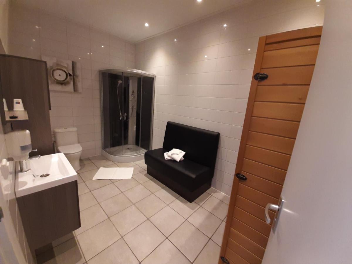 Bed and Breakfast De Vier Linden Vierlingsbeek Esterno foto